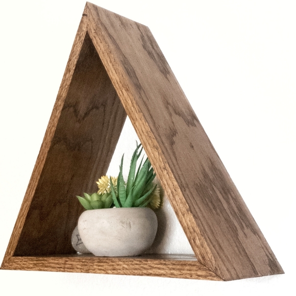 Rustic Triangle Farmhouse Oak Shelf - Picture 5 of 6
